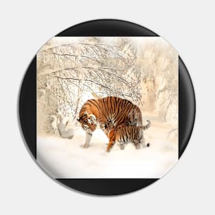 TIGER FAMILY SNOW AND WINTER FUN Pin