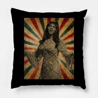 Photo Vintage Retro Look Fan Design // Aretha Louise Franklin Pillow