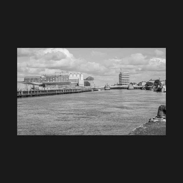 View down the river towards Great Yarmouth, Norfolk by yackers1