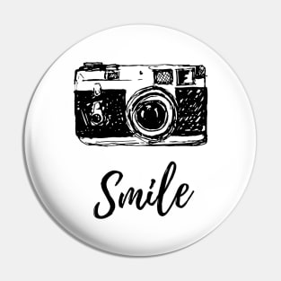 Smile - Photographer/Camera - Retro Pin