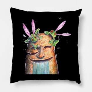 Frog on the mountain Pillow