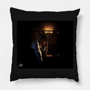 Tom Pillow