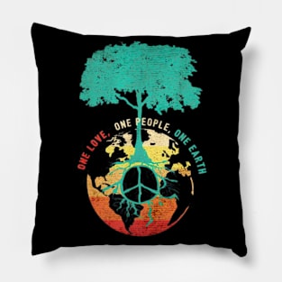 One love one people one earth Pillow