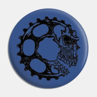 skull gear Pin