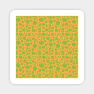 Green dots on yellow Magnet