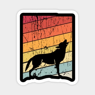 retro wolf howling Magnet