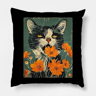 Maine Coon Cat Flowers Photo Cat Lover Gift Idea Pillow