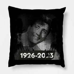 Smiling Tony Bennett young man singer portrait Pillow