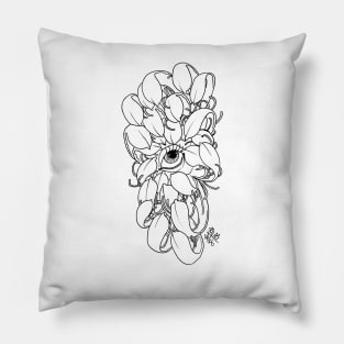 Chrysanthemeye2 Pillow
