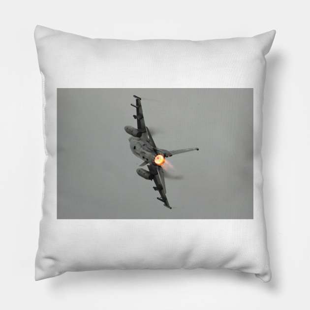 F-16 Afterburner Turn with vapor Pillow by acefox1