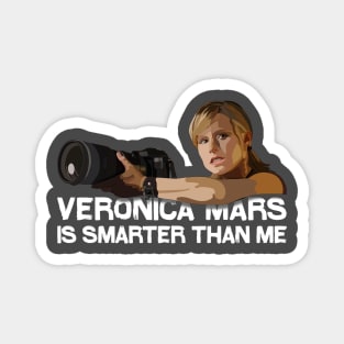 Veronica Mars with her camera Magnet