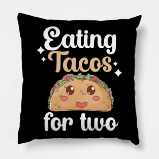 Eating tacos for two Pillow