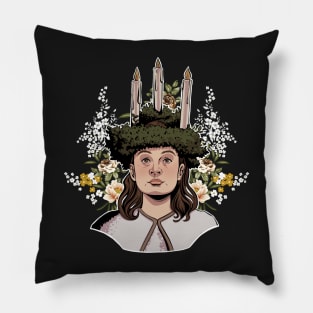 Sara Young Royals fanart Pillow