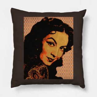 Vintage María F. Pillow