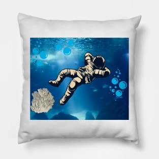 astronaut flight in Underwater Pillow