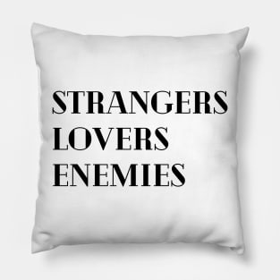 Strangers to Lovers to Enemies - In the Kitchen - Renee Rapp - Everything to Everyone Pillow