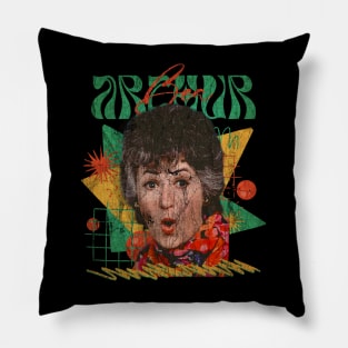 VINTAGE POP RETRO -Bea Arthur  Girls-  STYLE 70S Pillow