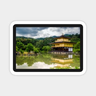 Kinkaku-Ji : The Golden Pavilion Magnet