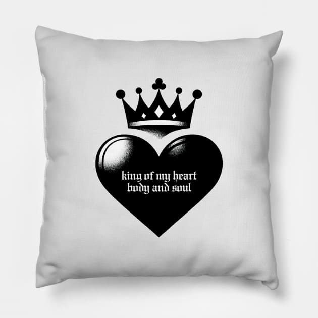 king of my heart (taylors version) Pillow by sadieillust