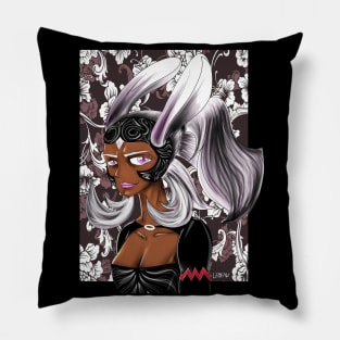 fran the viera in final fantasy XII Pillow