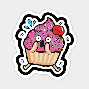 Scared cake Magnet