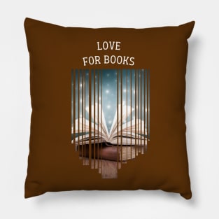 Fashion and books Pillow