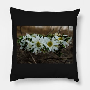 Daisy Chain Pillow