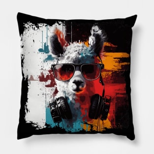 Summery DJ llama/alpaca with sunglasses in a cool style Pillow