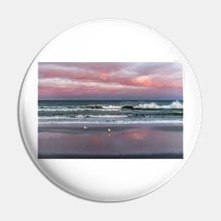 Dramatic Surf Pin