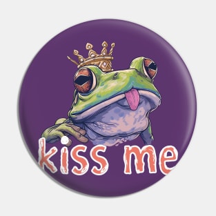kiss me Pin