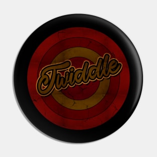 Circle Retro Twiddle Pin