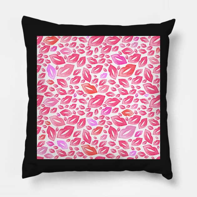 Endless kisses Pillow by runlenarun