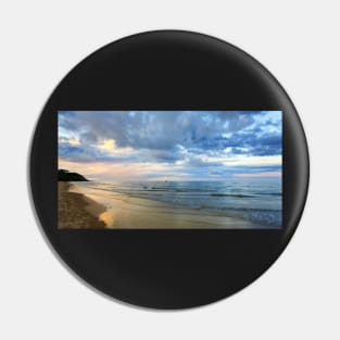 Port Douglas sunset Pin