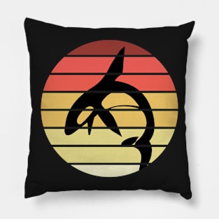 Orca Killer Whale - Vintage Retro Art Gift For Ocean lover Pillow