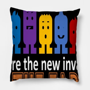 invaders of the earth t-shirt 2020 Pillow