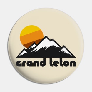 Retro Grand Teton ))(( Tourist Souvenir Travel Wyoming Design Pin