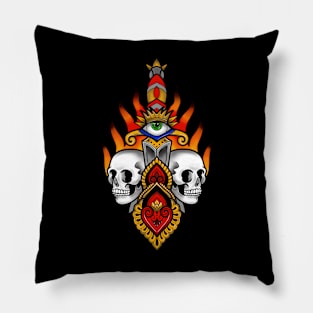 Flame skull dagger Pillow