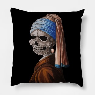 Skull with the pearl earring Pillow