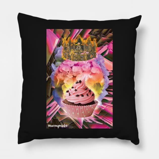 QUEEN CUPCAKE Pillow by STORMYMADE