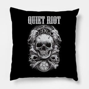 QUIET RIOT VTG Pillow