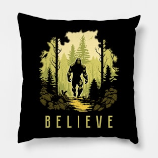 Bigfoot forest Pillow