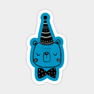 Bear in a big hat Magnet