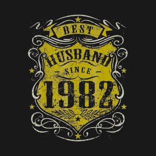 37th Wedding Anniversary Gift 37 yrs Best Husband Since 1982 T-Shirt