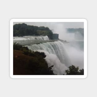 Niagara Falls view Magnet