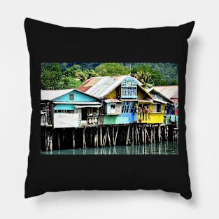 Maisons sur pilotis Ile de coron, Philippines Pillow