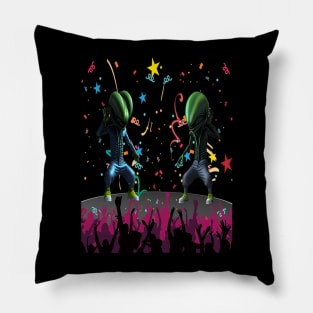 Alien Hip Hop 03 Pillow