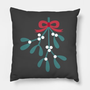 Ditsy mistletoe Pillow