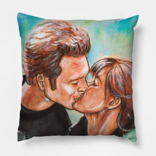 Luke Perry & Shannen Doherty Pillow