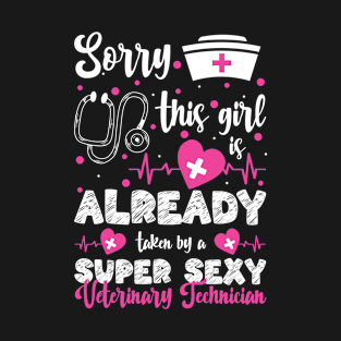 Wife Girlfriend Veterinary Technician T-Shirt