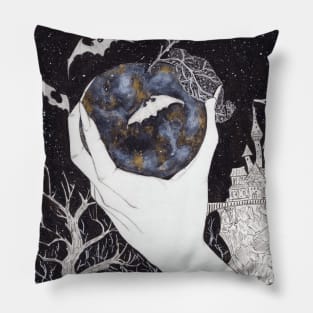 Full Moon Rites Pillow